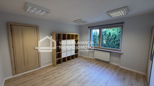 Przestronny lokal 49,7 m² w zamkniętym domu w Orłowie lokal użytkowy Gdynia, Orłowo
