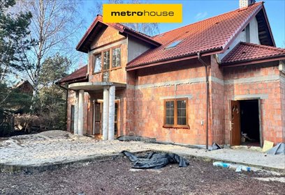 Polecam przestronny dom 288 m² z 7 pokojami do wykończenia dom Józefin