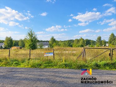 Do sprzedania działka 1218 m² z rozpoczętą budową domu w Droszkowie działka Droszków