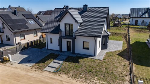 Dom wolnostojący 139 m² (700 m² działki) w Przyjaźni dom Przyjaźń, Rumiankowa