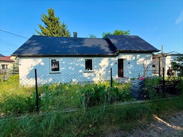Dom z potencjałem, stawem i tarasem w Żeleźni dom Żeleźnia