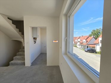 Sprzedam bezczynne mieszkanie 98,69 m² z garażem i dużym ogrodem mieszkanie Ochojno, Jagiellońska