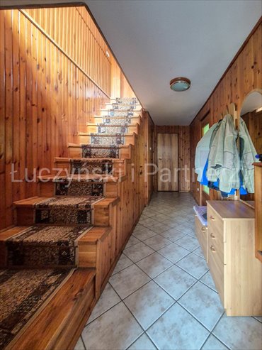 Do sprzedania przestronny dom 170 m² z garażem i ogrodem dom Jelenia Góra