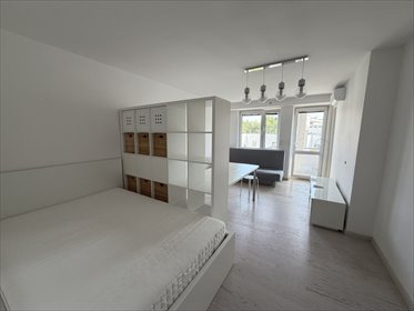 Na sprzedaż jasna kawalerka 36,7 m² z balkonem i piwnicą w Gocławiu mieszkanie Warszawa, Praga-Południe Gocław, 21 Pułku Piechoty Dzieci Warszawy