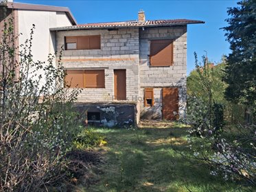 Przestronny dom 221 m² w spokojnej okolicy Żar dom Żary