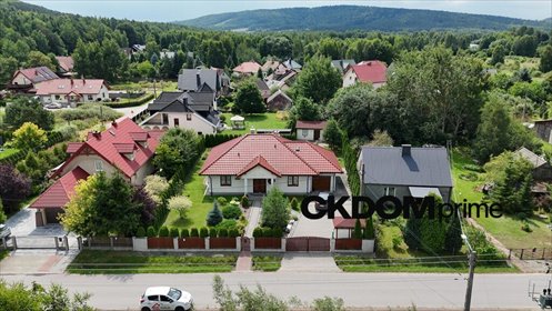 Przestronny dom 102 m² z 4 pokojami w Ćmińsku dom Ćmińsk