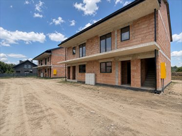 Zapraszam do 3-pokojowego mieszkania z dużym narożnym ogrodem mieszkanie Tajęcina