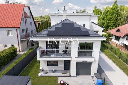 Nowoczesny bliźniak 247 m² w centrum Łomianek dom Łomianki