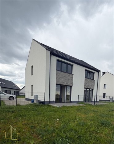 Zapraszam do obejrzenia domu 60 m² z ogrodem w Grabinach dom Grabiny