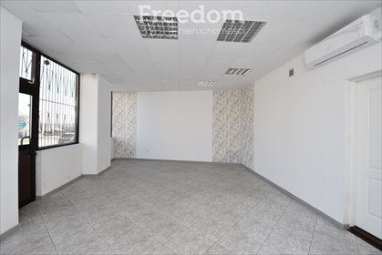 Lokal użytkowy na wynajem Ostrowiec Świętokrzyski, Okólna 40m2 Foto 2