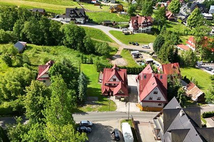 Obiekt noclegowy w Zakopanem z 12 pokojami i widokiem na Tatry dom Tatrzański, Walkosze