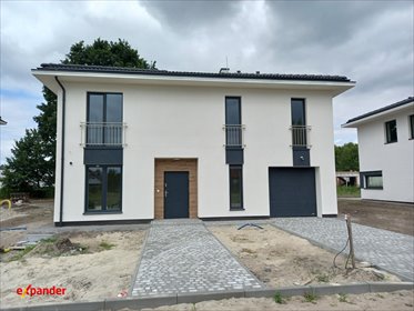 Dom 135 m² z ogrodem i garażem - Czarne Błoto dom Czarne Błoto, Łubinowa
