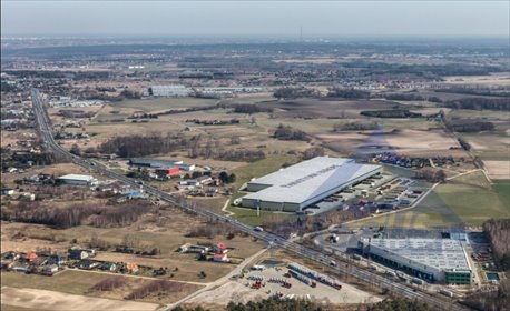 Magazyn 2160 m² w Urzucie, szybki dostęp do S8 polecam magazyn Urzut
