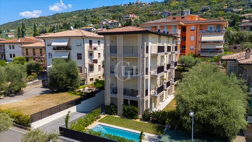 mieszkanie na sprzedaż 78m2 mieszkanie Torri del Benaco