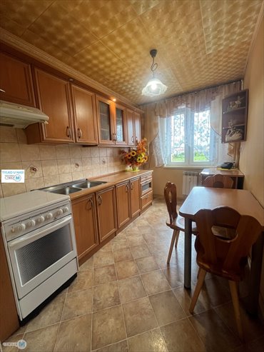 Na sprzedaż przestronne 3-pokojowe mieszkanie 61,39 m² w Staszowie mieszkanie Staszów, Mickiewicza