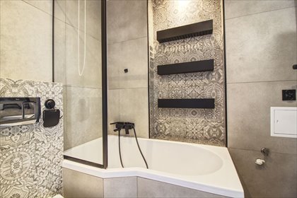 Kawalerka po remoncie z dużą szafą i niskim czynszem mieszkanie Zabrze, Centrum, Spokojna