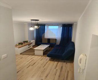 Przestronne 38 m² po remoncie, jasne, z balkonem mieszkanie Lubin