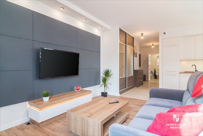 Wynajem 3-pok. apartament z miejscami i komórką mieszkanie Wrocław, Stare Miasto