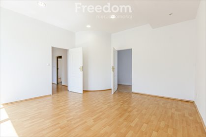 lokal użytkowy na wynajem 104m2 lokal użytkowy Stalowa Wola, al. Aleje Jana Pawła II