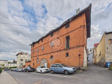 Zabytkowy spichlerz 350 m² z potencjałem inwestycyjnym polecam lokal użytkowy Kamień Krajeński