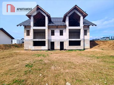 Dwulokalowy dom 498 m² z potencjałem inwestycyjnym dom Stężyca