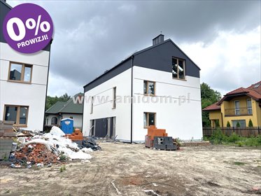 Dwupoziomowe 4-5 pok. z ogródkiem i miejscami mieszkanie Marki