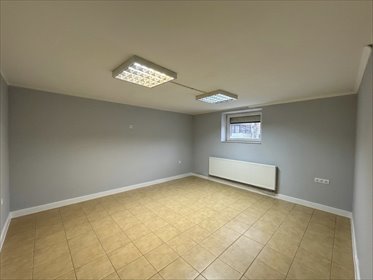 Magazyn 70 m2 z parkingiem i widoczną reklamą lokal użytkowy Rzeszów, Warszawska