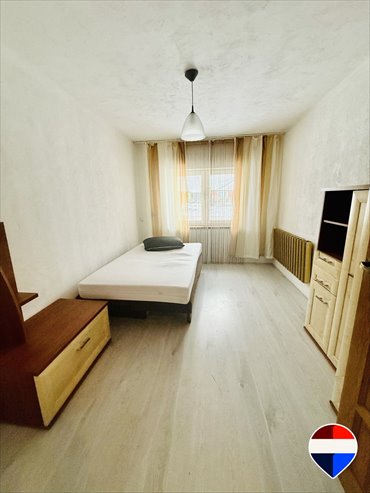 Przestronne 52,91 m² do remontu z ogródkiem i pomieszczeniami mieszkanie Koszaliński