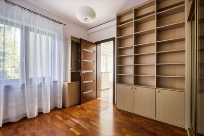 Przestronny dom 196 m² z ogrodem na osiedlu Konstancja dom Bielawa