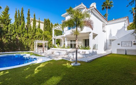 Do sprzedania luksusowa willa 273 m² w Marbella East dom Carib Playa, Carib Playa