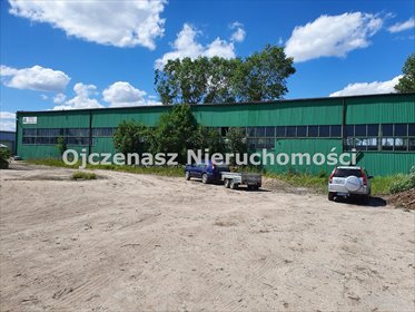 Duża hala magazynowa 1100 m² z wysoką bramą. magazyn Szczecinek