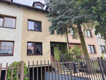 Zapraszam do obejrzenia przestronnego domu 130 m² z garażem i poddaszem dom Częstochowa, por. Hieronima Dudwała
