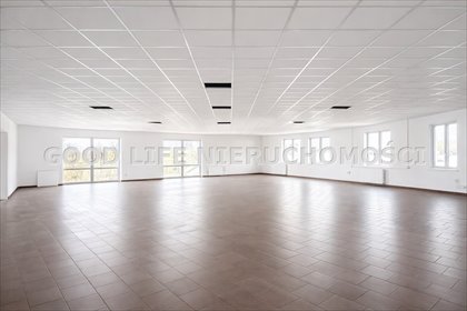 Wynajem biura 150 m² z parkingiem w Zaczerniu. lokal użytkowy Zaczernie