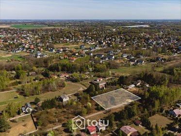 Działka budowlana 1303 m² z MPZP, media, blisko PKP działka Budy-Grzybek