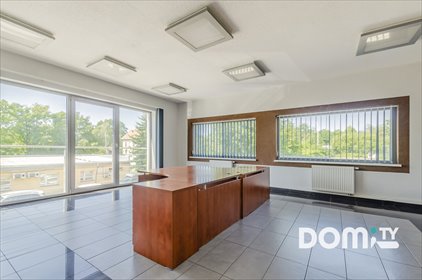 Polecam przestronny lokal 188 m² z klimatyzacją i miejscami parkingowymi lokal użytkowy Wrocław, Partynice, Kobierzycka