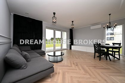 Nowoczesny dom 167 m² z ogrzewaniem podłogowym i klimatyzacją dom Krasne