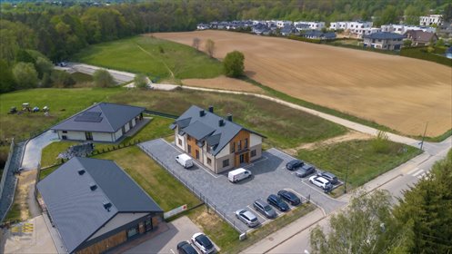 Przestronny budynek biurowy 333 m² z prywatnym parkingiem lokal użytkowy Lublin, Sławin