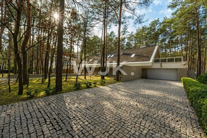Nowoczesny dom z lasu, 340 m², indywidualny projekt dom Jazgarzewszczyzna