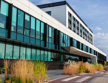 Nowoczesny magazyn 150 m² w Gdańsku z dostępem do komunikacji magazyn Gdańsk, Młyniska