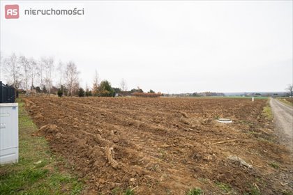 Działka 1878 m² z mediami, blisko Zalewu Zemborzyckiego działka Zemborzyce Podleśne