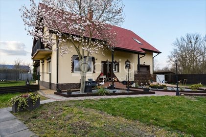 Przestronny dom 153 m² po remoncie, ogród, kominek, garaż dom Darż