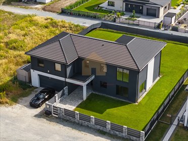 Polecam nowoczesny dom 280 m² z dużym tarasem i garażem dom Domasław, Cytrynowa