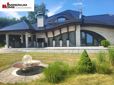 Na sprzedaż przestronny dom 270 m² z ogrodem i garażem w Polanowie dom Polanów, Gradowe Wzgórze