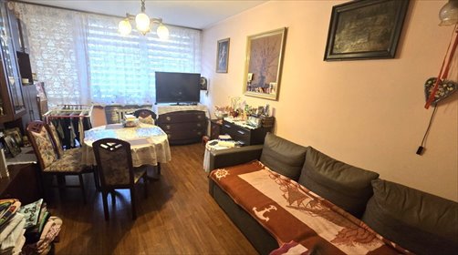 Przestronne 3 pokoje z balkonem, gotowe do aranżacji mieszkanie Dąbrowa Górnicza, Centrum, Chopina
