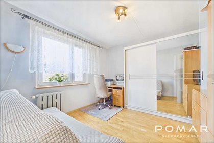 Rybnik - 74 m² - 4 pokoje z balkonem i jasną kuchnią mieszkanie Rybnik, Sztolniowa