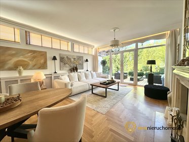 Na sprzedaż nowoczesny dom 194 m² z dużym ogrodem w Komorowicach dom Komorowice, Mściwoja