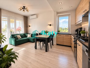 Sprzedam przestronne 62 m² mieszkanie z 3 sypialniami i klimatyzacją mieszkanie Kraków, Czyżyny, Dywizjonu 303