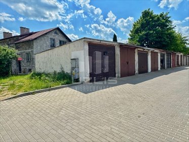 Murowany garaż 20 m² z energią, bezpieczeństwo i funkcja magazynowa garaż Starogard Gdański, marsz. Józefa Piłsudskiego