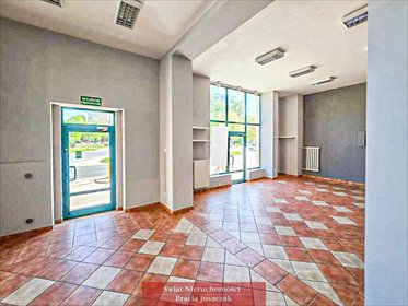 Zapraszam do wynajmu lokalu 136 m² z dużymi witrynami w Wrocławiu lokal użytkowy Wrocław