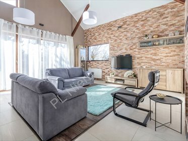 Do sprzedania przestronny dom 280 m² z ogrodem w Milanówku dom Milanówek
